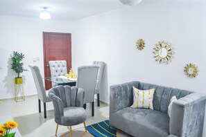 TV - Your apartment in a quiet residential area. (Santo Domingo Este)
