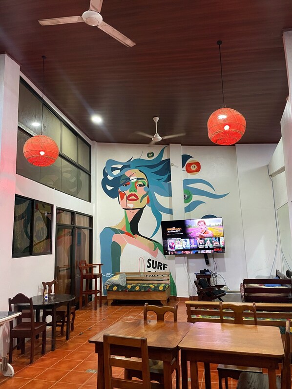 Front of property - Sandy Toes Hostel (Sámara)