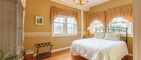 1 bedroom, WiFi (free), bed sheets