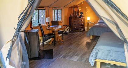Safari Glamping Tent | Forest Retreat & Hot Tubs!