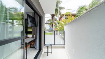 Basic Studio | Property grounds