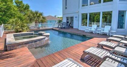 Family Home-11 Bedroom, Pool, Hot Tub, Billiard Room, Elevator, Putting Green - Sea Palace