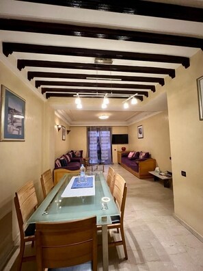 Interior - The accommodation Appartement Elias Marrakech, which has an outdoor pool, garden (Marrakech)