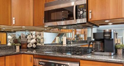 New Owner Special > Hot Tub - Sauna - Private Gym