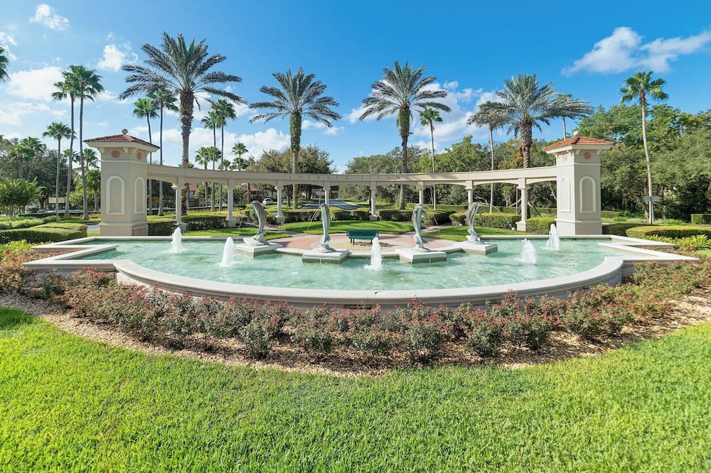 Magical Paradise - Resort Home & In-door Arcade - Four Corners, FL