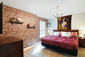 House (6 Bedrooms) | Interior - Hogwarts Hideaway - Resort, Spa & Game Room - Pets (Davenport)