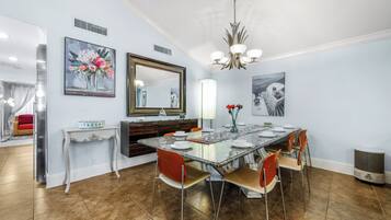 Huvila (3 Bedrooms) | Sisätilat