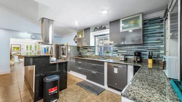 Villa (3 Bedrooms) | Interieur