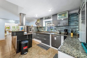 Villa (3 Bedrooms) | Interieur