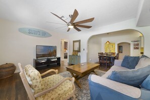 Interior - Beach & Resort Access - Pet Friendly w/ Fire Pit (Cocoa Beach)