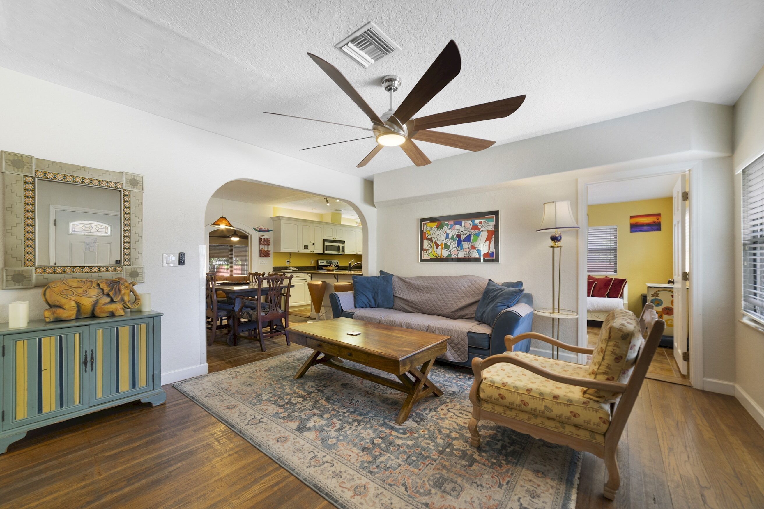 House (3 Bedrooms) | Interior