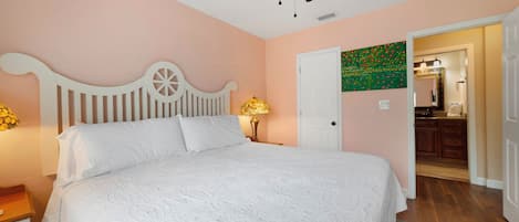 3 chambres, fer et planche Ă repasser, draps fournis