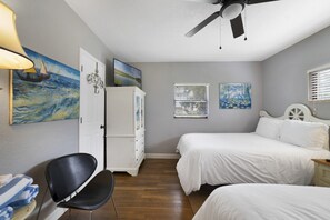 Nhà (3 Bedrooms) | 3 phòng ngủ, bàn ủi/dụng cụ ủi quần áo, bộ trải giường 