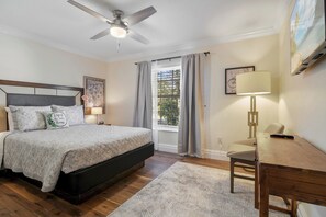 Interior - Rustic Hideaway - Great Location + Pet Friendly! (Windermere)