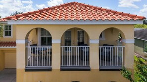 Interior - The Charming Chateau - Luxe - Resort - Location (Davenport)