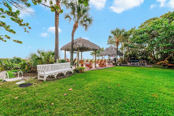 Interior - Beach & Resort Access - Pets, Games & Fire Pit (Cocoa Beach)