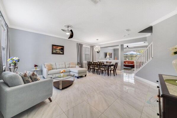 Interior - Veranda Vibe Stylish Outdoor Living Near the Parks (Clermont)
