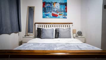 1 soverom, strykejern/-brett, wi-fi (inkludert) og sengetøy