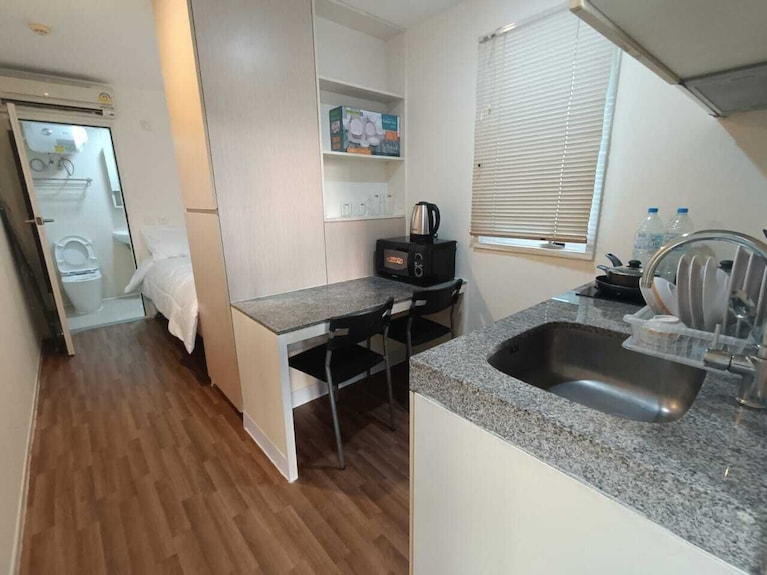 Cozy Studio In Fabulous Abu Dhabi Perfect For Your Getaway - Abu Dabi