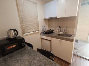 Private kitchen - Cozy studio in fabulous Abu Dhabi perfect for your getaway (Abu Dhabi)