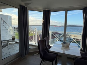 Dining - TOP location Laboe sea view, directly on the beach promenade (Laboe)