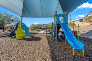 Children’s area - Mountain Views! Spacious 5BR Home w/ Park Access (Oro Valley)