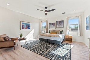 5 bedrooms, WiFi, bed sheets, wheelchair access - Mountain Views! Spacious 5BR Home w/ Park Access (Oro Valley)