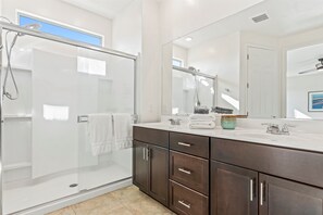 Shower, hair dryer, towels, soap - Mountain Views! Spacious 5BR Home w/ Park Access (Oro Valley)
