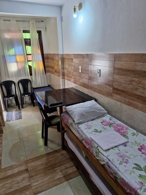 Economy Apartment | Laptop workspace, free WiFi - Apartamentos Itapuã Praia (Salvador)