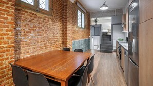 Dining - Superior Apartment Prosperidad (Madrid)