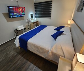 Bügeleisen/Bügelbrett, WLAN, Bettwäsche