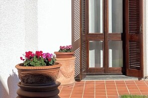 Exterior detail - At Licia's house (Cuggiono)