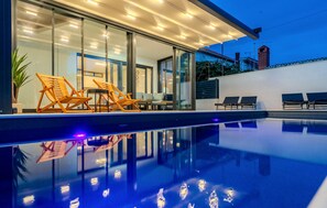 A heated pool - Stunning apartment in Zadar (Zadar)