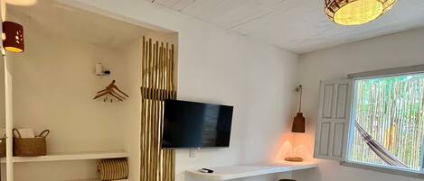 Dobbeltrom – deluxe | Individuelt dekorert, wi-fi (inkludert) og sengetøy