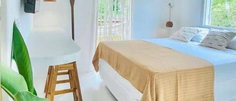 Decoración personalizada, wifi gratis y ropa de cama