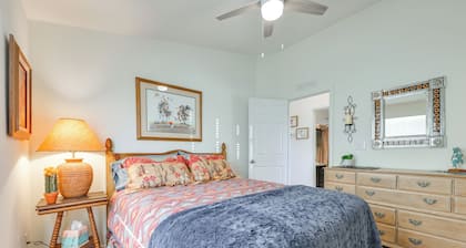 Mtn Views, 15 Mi to Dtwn Kingman: Family Home!