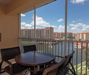 Outdoor dining - Dec 21-28, 2 BDR Villa at Westgate Town Center Resort (Kissimmee)