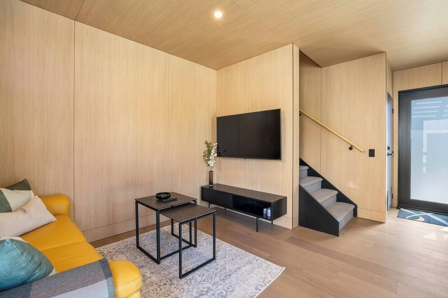 Queenstown Central Luxe Stay | Modern Stay With Parking - Lake Hayes