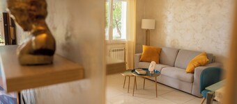 NEW Charming 2-Bedroom Apartment in Private Roman Villa Oasis