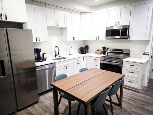 Fabulous 5-bedroom townhome in Kokomo