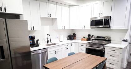 Fabulous 5-bedroom townhome in Kokomo