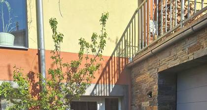 Spacious Suite - KindStay Suites Prague Airport