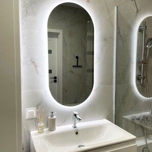 Family Apartment, Balcony | Bathroom - LILY APART the Big Screen Apartment (Gdańsk)