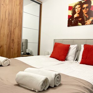 Family Apartment, Balcony | Blackout curtains, iron/ironing board, free WiFi - LILY APART the Big Screen Apartment (Gdańsk)