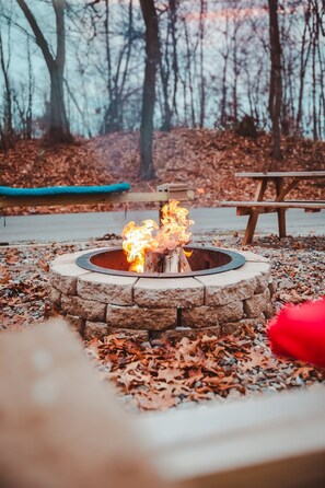 Property grounds - Two Beach Homes with 2 Hot Tubs Sleeps 20+ (Michigan City)