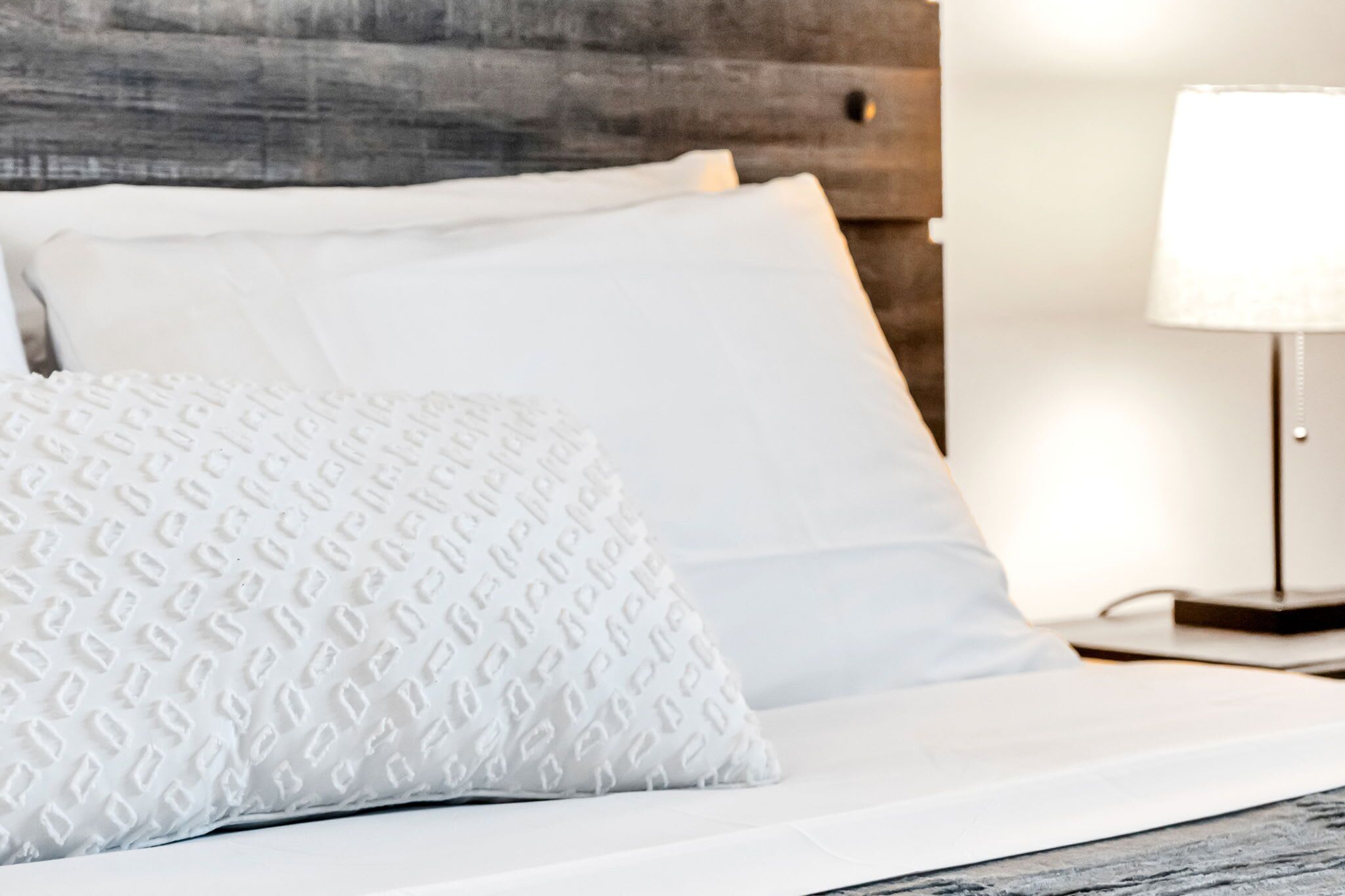 Una scrivania, ferro/asse da stiro, culla da viaggio, Wi-Fi