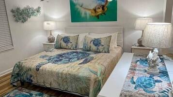 3 bedrooms, iron/ironing board, WiFi, bed sheets
