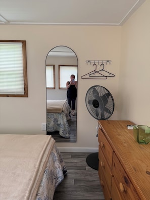 1 bedroom, WiFi, bed sheets - Stylish Vero Beach Coastal Escape (Vero Beach)