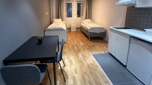 Óflokkuð mynd, 3 af 6, hnappur