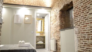 Spa - Beautiful Royal Palace Loft (Madrid)